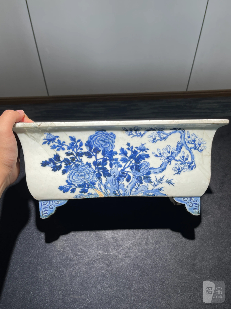 清早期 青花山水纹花盆 - 图2